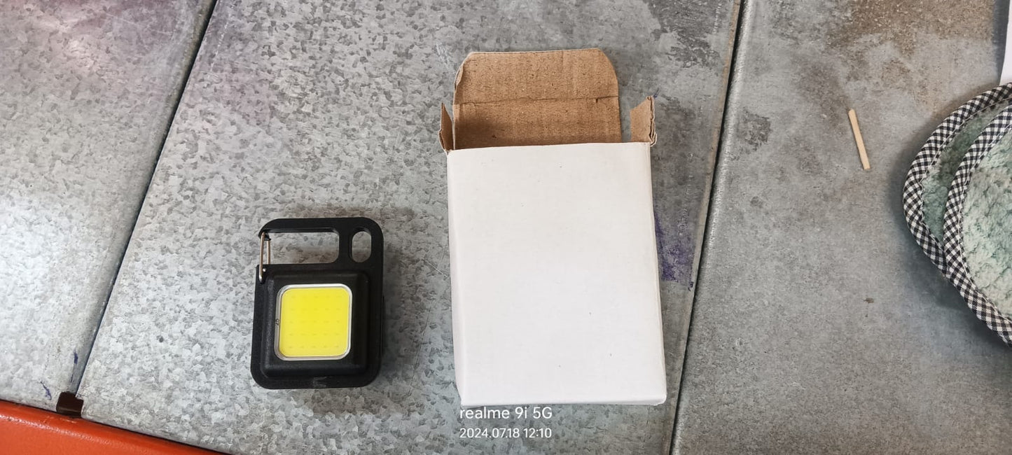 17784 Led Battery Operated Keychain Flashlight Small Work Light Withfolding Bracket Bottle Opener For Camping Hiking Emergency (1 Pc Moq - 36 Pcs)